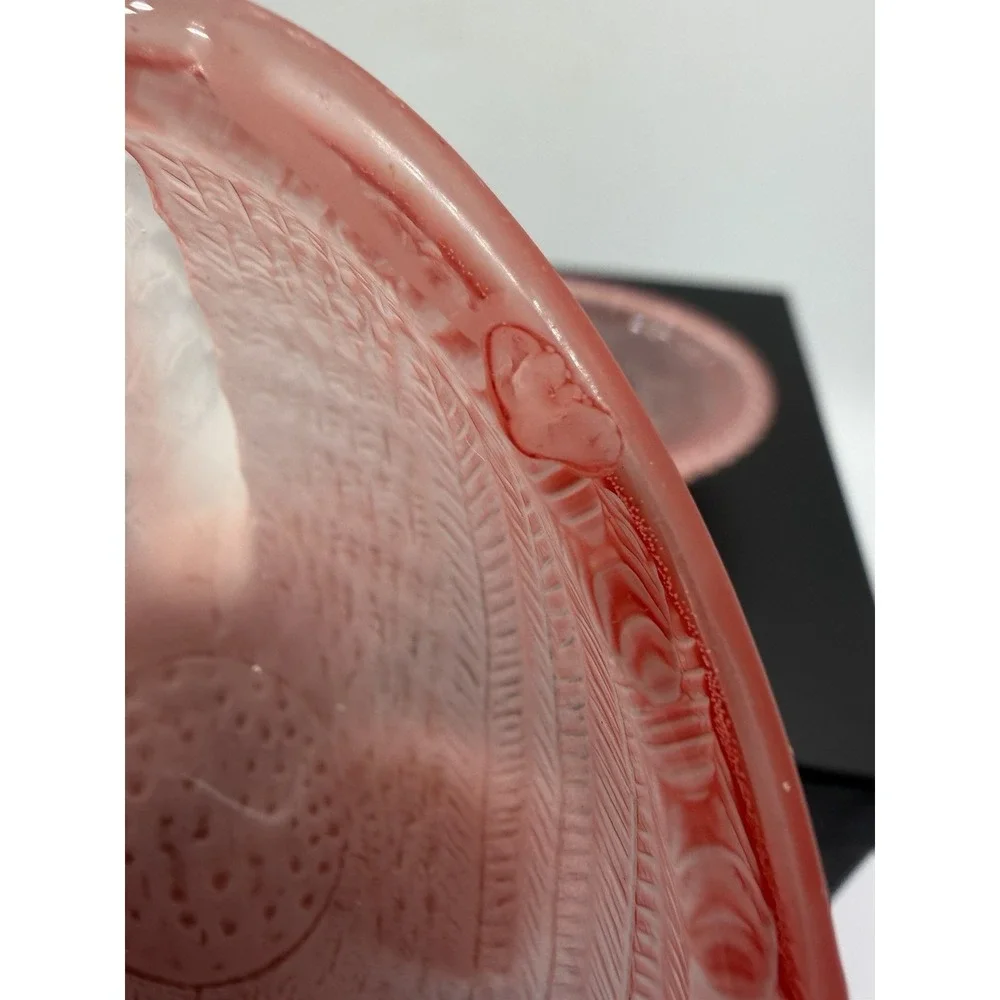 🩷 Vintage Hen on Nest – Small Pink Satin Ombre – Beautiful Glass Dish 🩷
